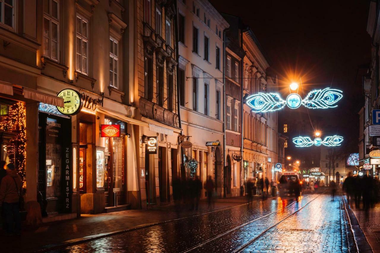The Angels Old Town *